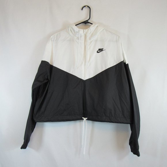 Nike Jackets & Blazers - Nike Cropped Windbreaker Jacket Black White L